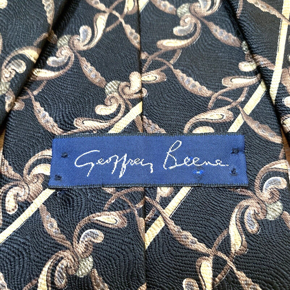 Vintage GEOFFREY BEENE Silk Tie Designer Mens Necktie Classic Black Tan 1980’s - Picture 4 of 7